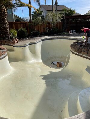 Pool Cleaning in Modesto, CA (4)